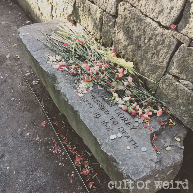 la tomba di giles corey a salem